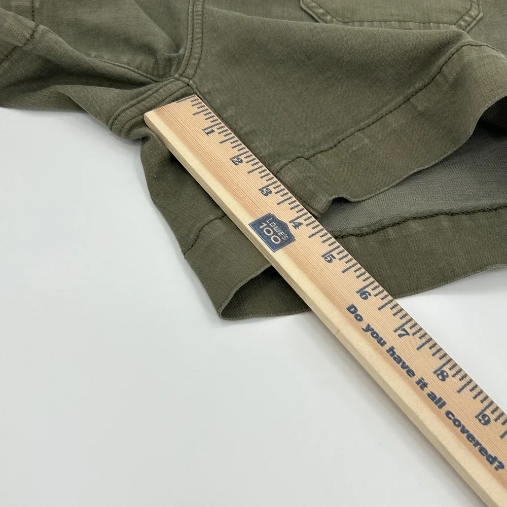 Simply Vera Vera Wang Womens Olive Green Utility Stretch Denim Shorts Size 8